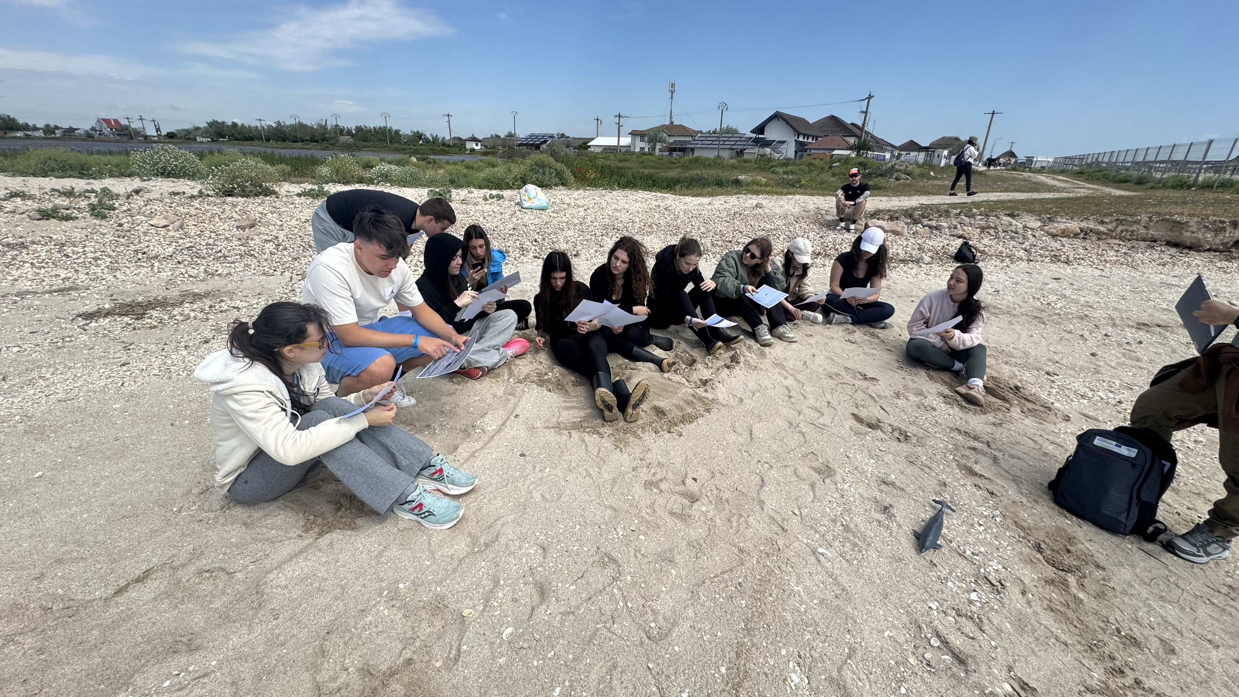 Discovering Black Sea Dolphins Through Field-Based Learning